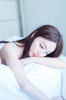 唐一菲个人资料